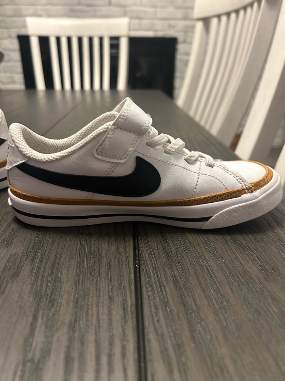 Nike Court Legacy Sneaker - Picture 5 of 11